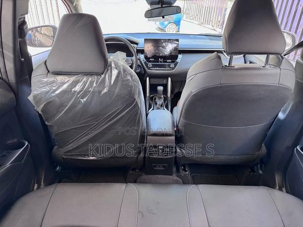 New Toyota Frontlander 2.0 Hybrid FWD 2024 Silver