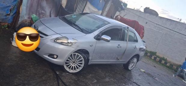 Toyota Belta 2008 Silver