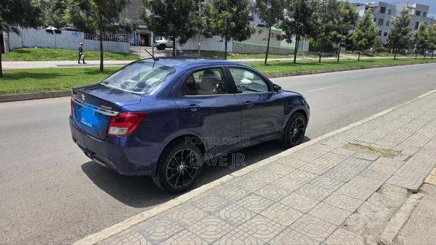 Suzuki Dzire 2021 Blue