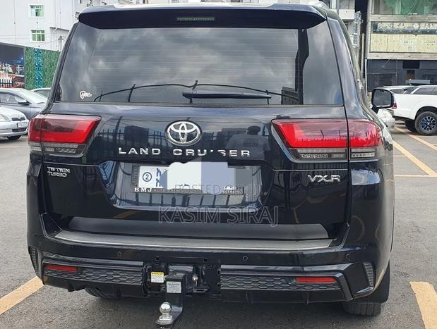 Toyota Land Cruiser 76 Series 2022 Black