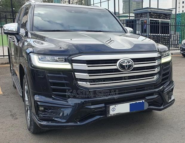 Toyota Land Cruiser 76 Series 2022 Black