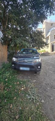 Toyota Hilux 2018 Black for sale
