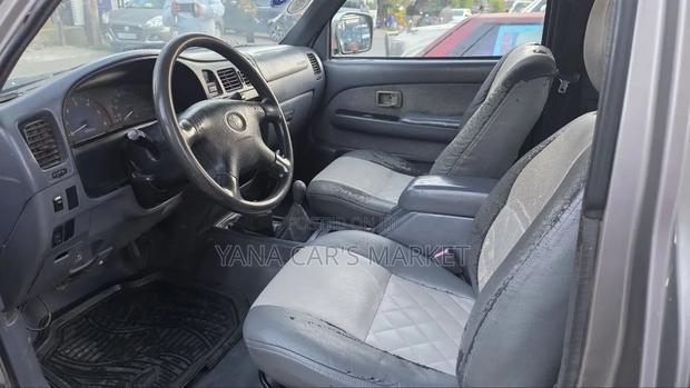 Toyota Tacoma 2004 Silver