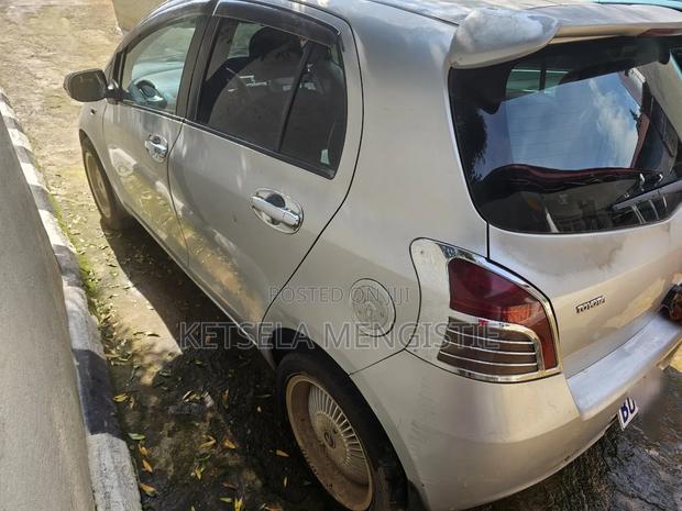 Toyota Yaris 2005 Silver