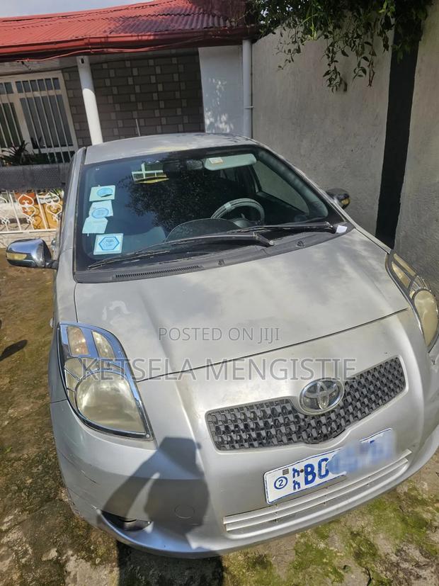 Toyota Yaris 2005 Silver