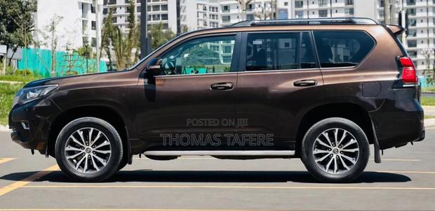 Toyota Land Cruiser 2019 Brown
