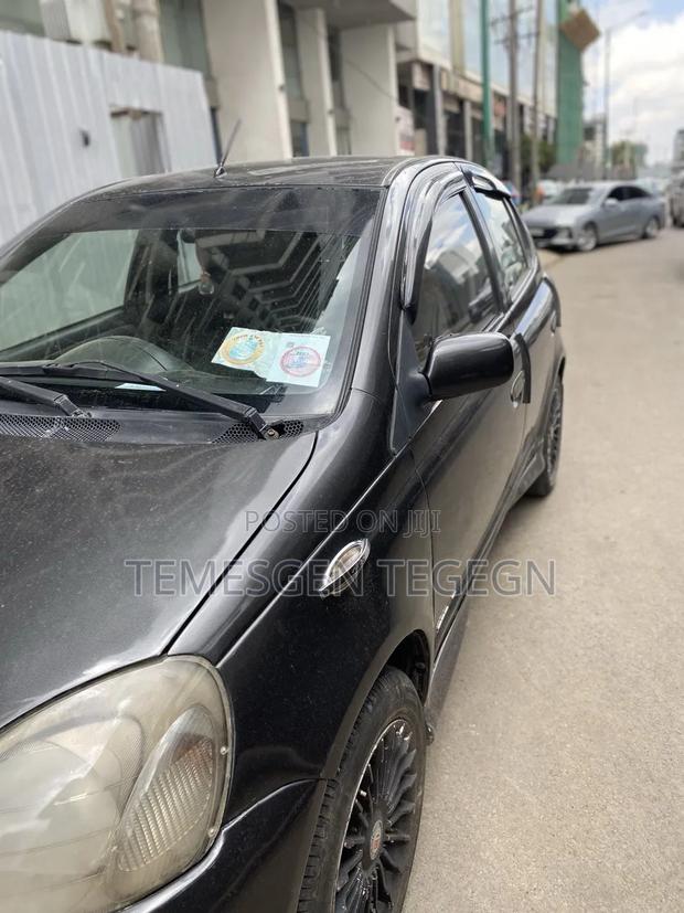 Toyota Vitz 1999