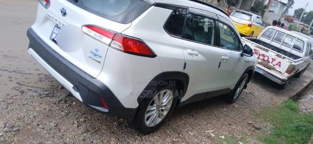 Toyota Corolla Cross LE AWD 2023 White
