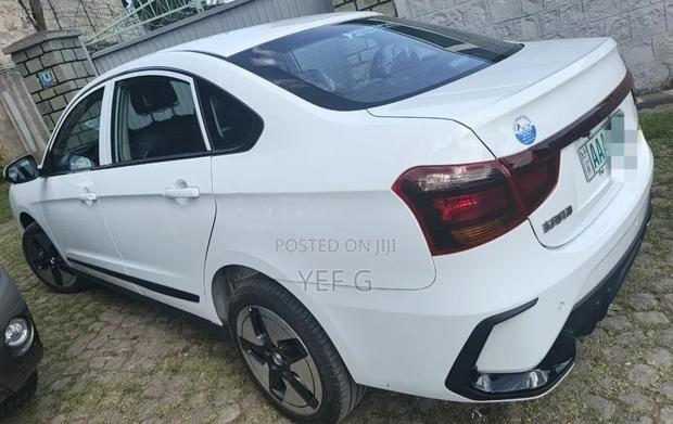New Changan UNI-V 2025 White