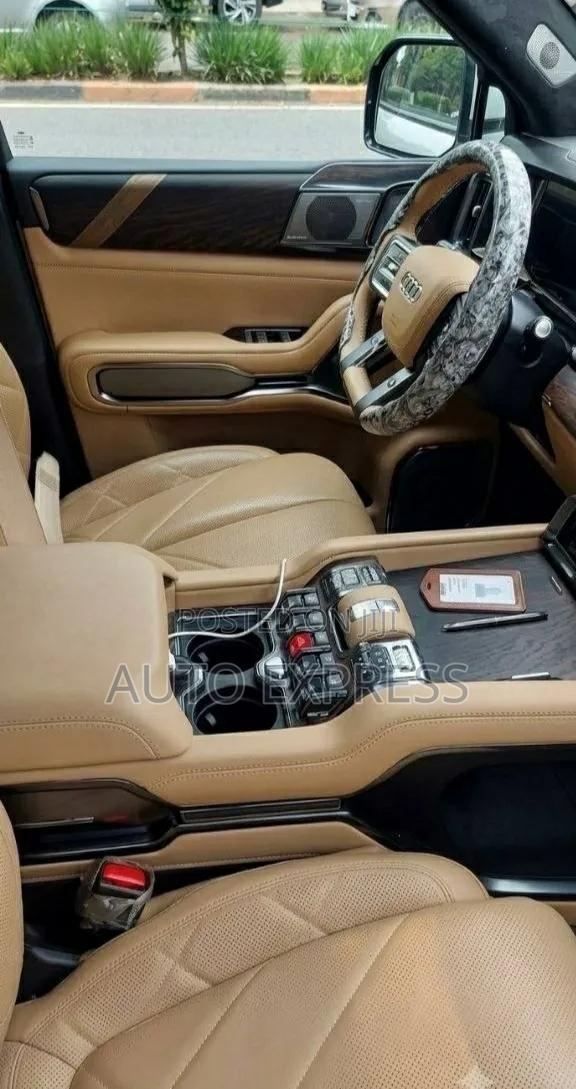 BYD Leopard 8 2.0 Hybrid AWD 2025 Blue