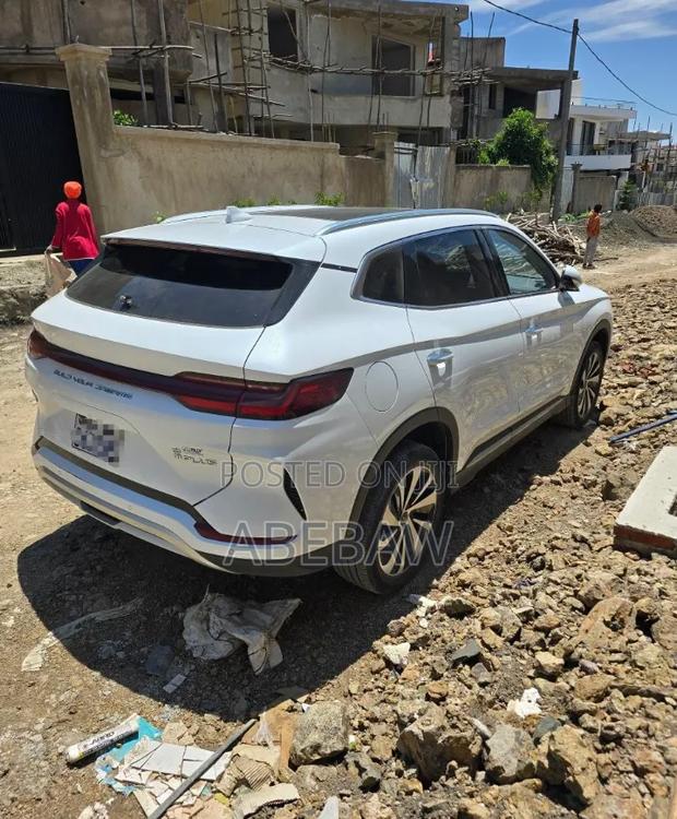 BYD Song Plus 2025 Off white