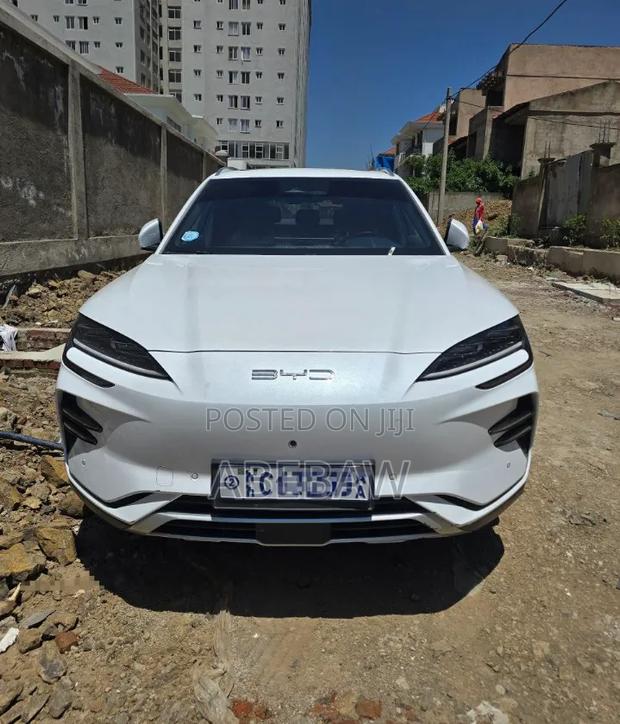 BYD Song Plus 2025 Off white
