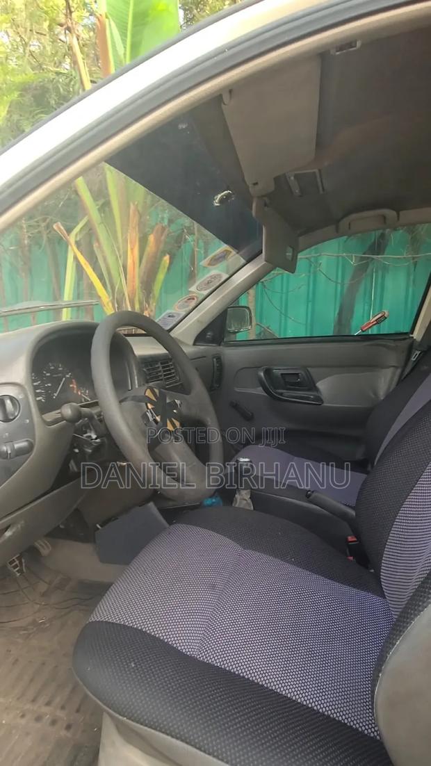 Volkswagen Polo Variant 1999 White