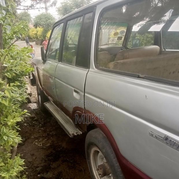 Toyota Land Cruiser 1989 Silver