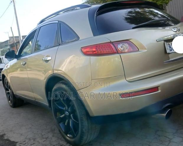Infiniti FX35 2003 Gold