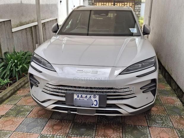 BYD Song Plus 2024 Silver