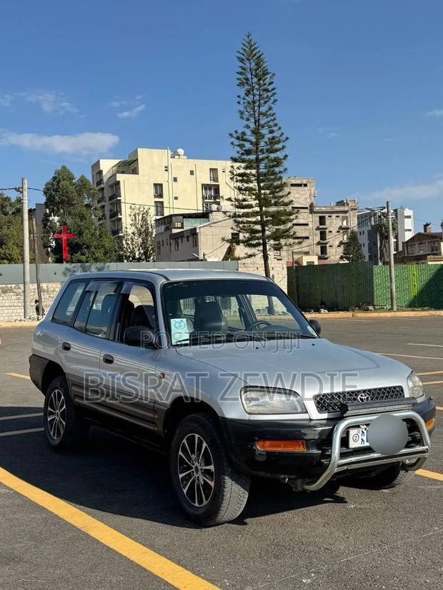 Toyota RAV4 2002 Silver