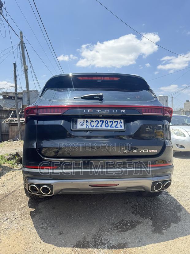 Jetour X70 Plus 1.6 7-Seater FWD 2022 Black