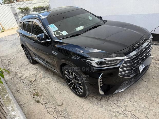 Jetour X70 Plus 2022 Black