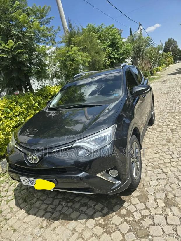Toyota RAV4 2018 Black