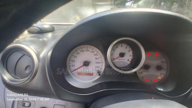 Toyota RAV4 2004 Gray