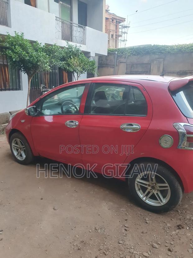 Toyota Yaris 1.0 VVT-i 2008 Red