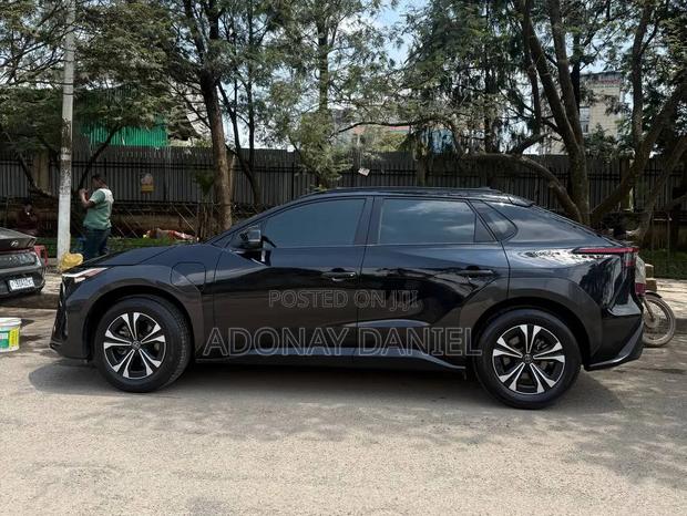 Toyota bZ4X 71.4 kWh AWD 2023 Black
