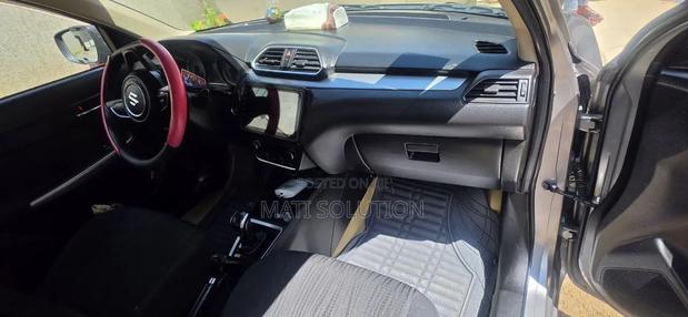 Suzuki Dzire 2022 Silver