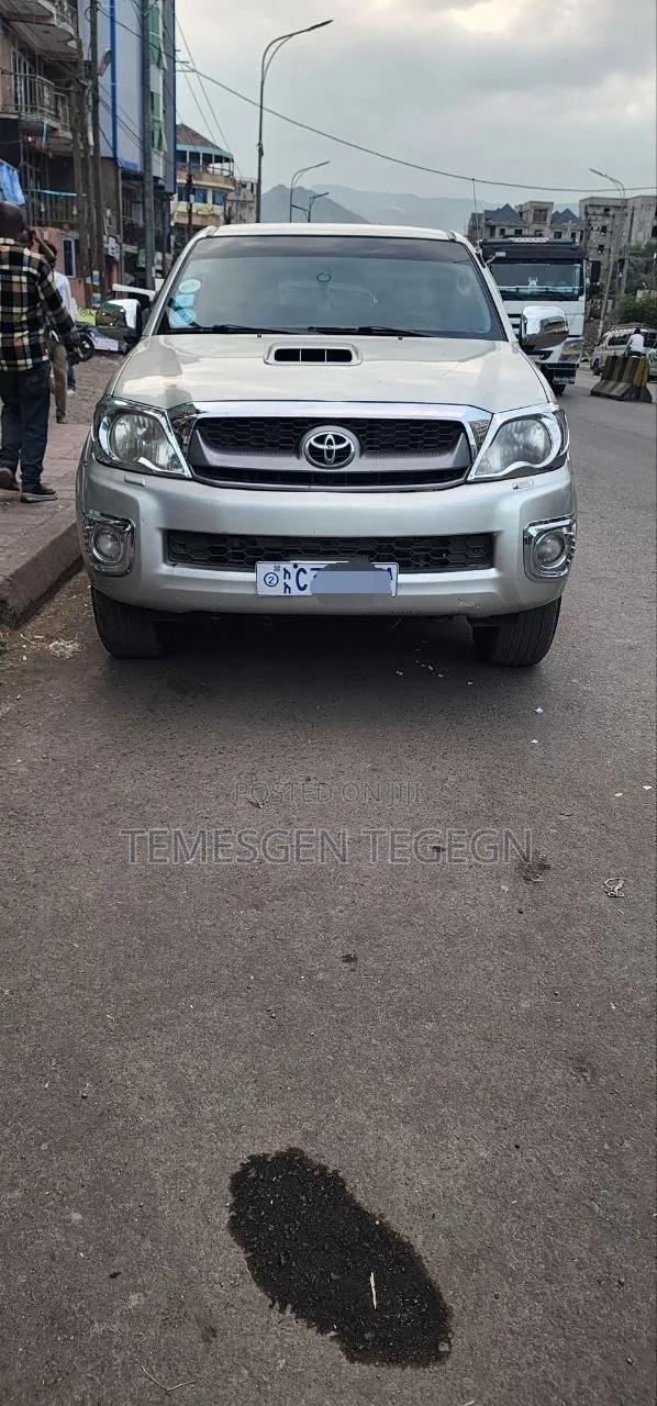 Toyota Hilux 2010