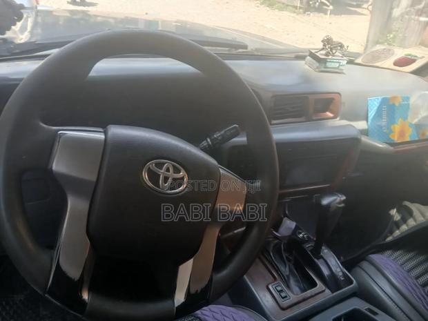 Toyota Land Cruiser 1996 Blue