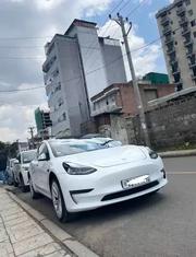 Tesla Model Y 2022 White for sale