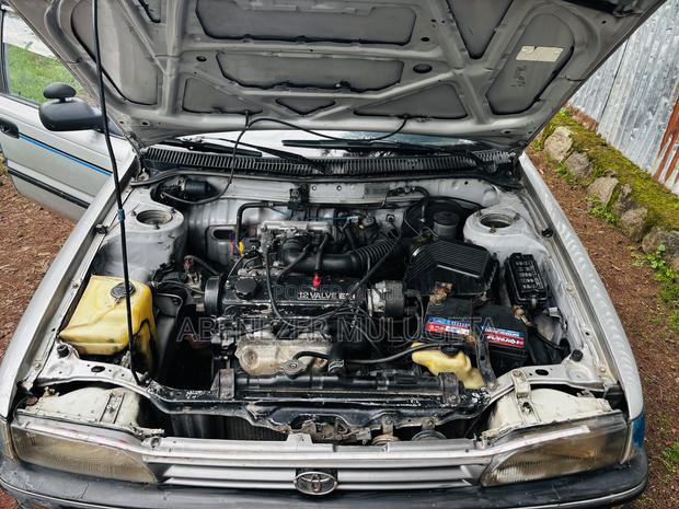 Toyota Corolla 1991 Silver