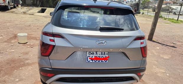 Hyundai Creta 2023 Silver