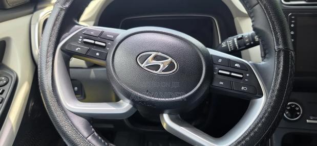 Hyundai Creta 2023 Silver
