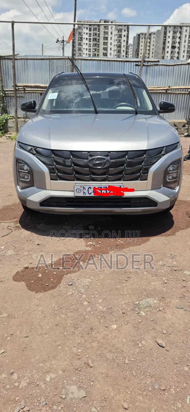 Hyundai Creta 2023 Silver