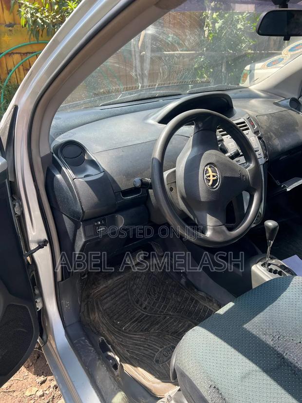 Toyota Yaris 2007 Silver