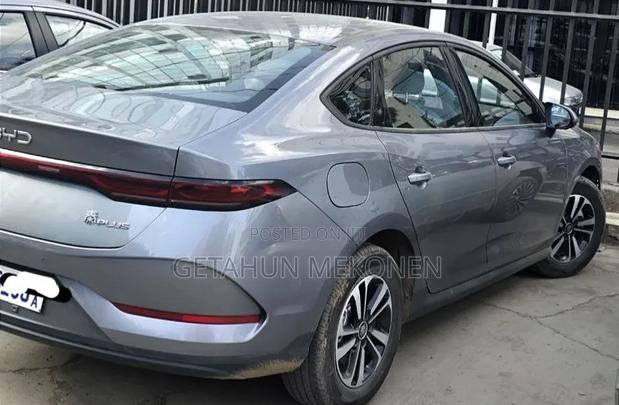 BYD Qin Plus DM-i 2025 Gray