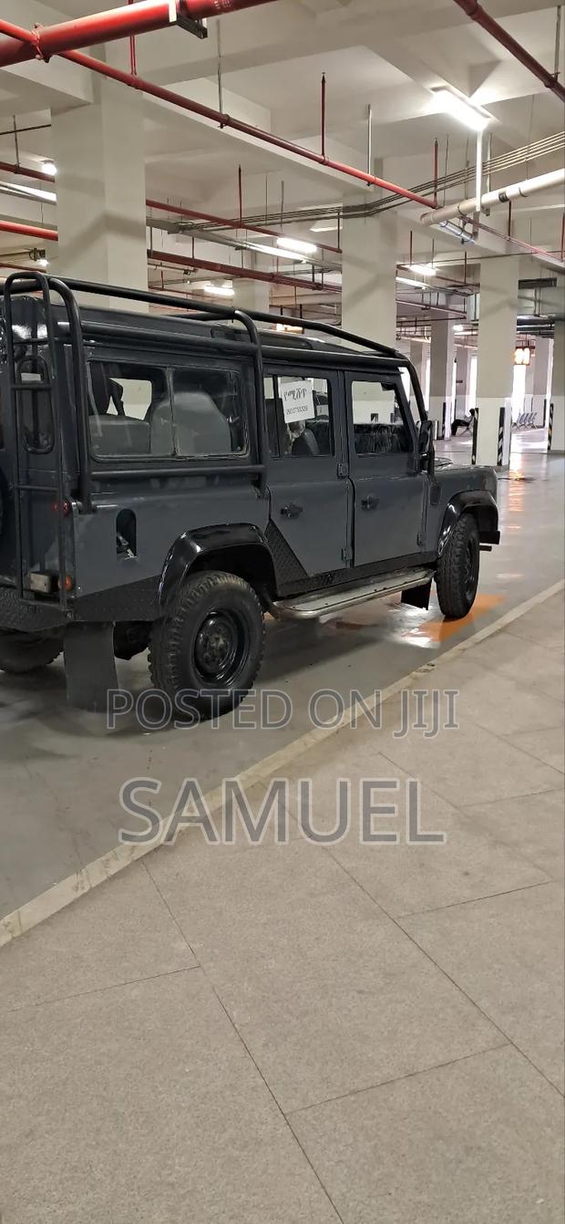 Land Rover Defender 1998 Gray