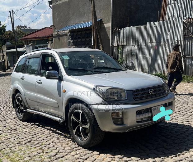 Toyota RAV4 2002 Silver