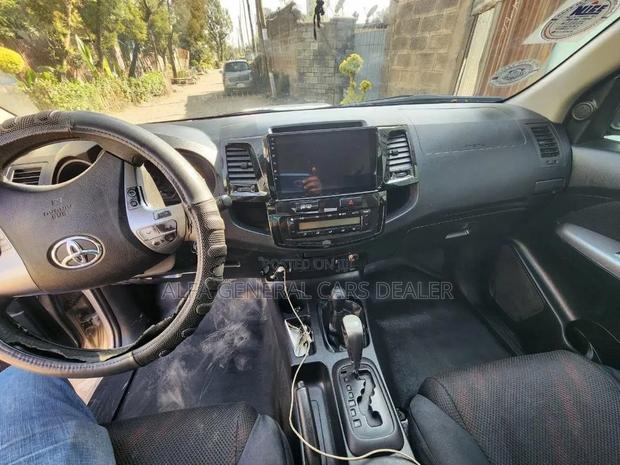 Toyota Hilux 2013
