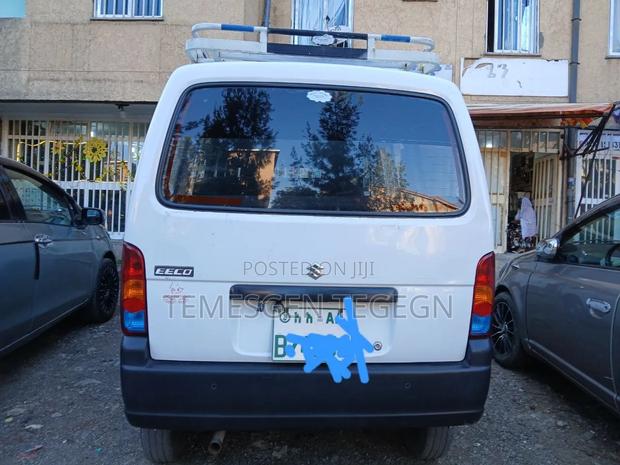Suzuki Eeco 2024 White