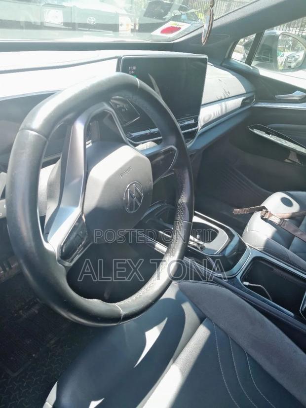 Volkswagen ID.4 2023 White