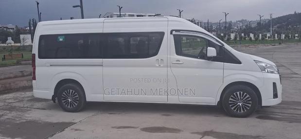 Car 2020 White