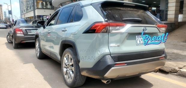 Toyota RAV4 Limited AWD 2023