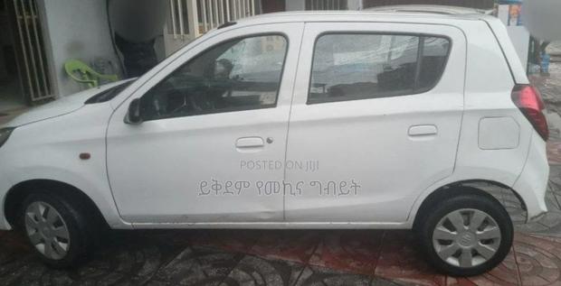 Suzuki Alto 2022 White