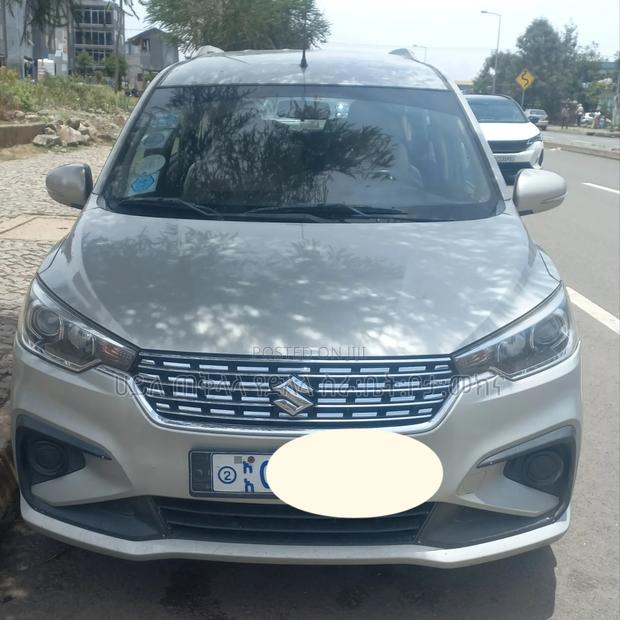 Suzuki Ertiga 2020 Silver