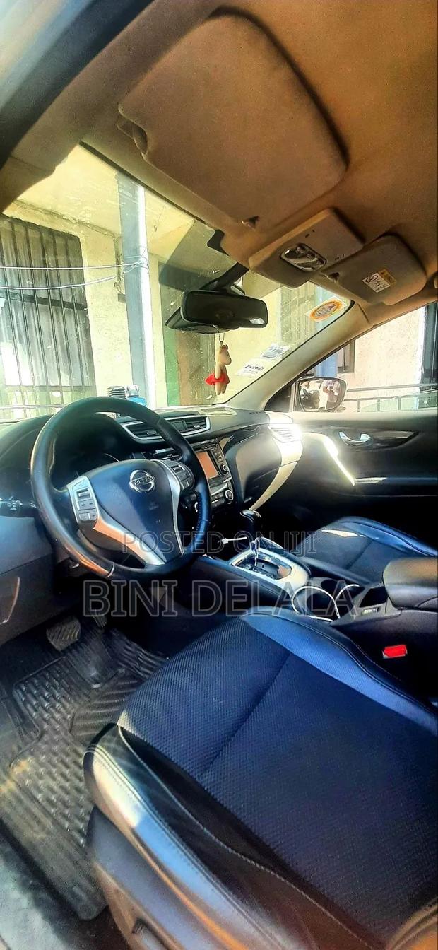 Nissan Qashqai 2016 Beige