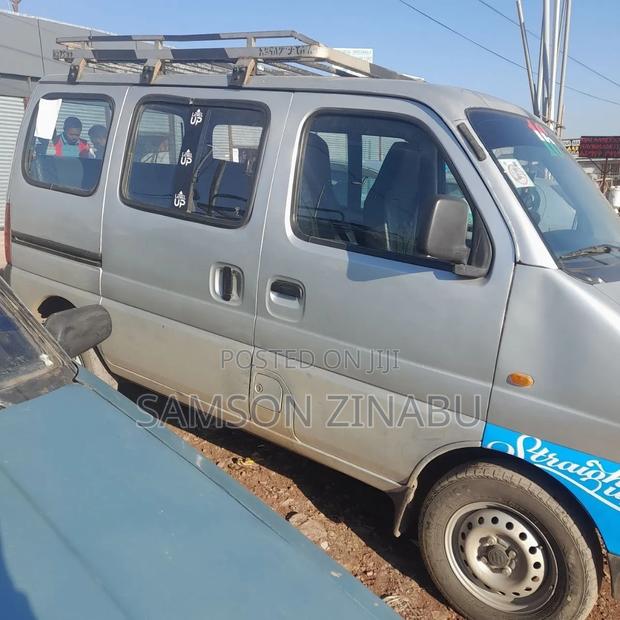 Suzuki Eeco 2025 Gray
