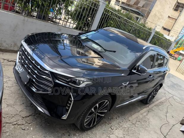 Jetour X70 Plus 2022 Black