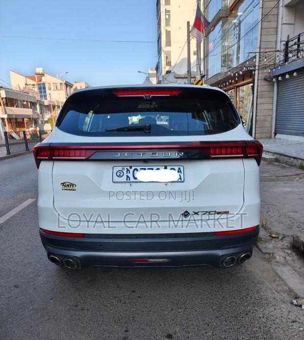 Jetour X70 Plus 2022 White